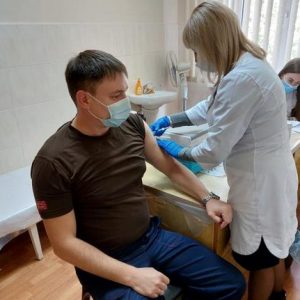 На Черкаській ТЕЦ продовжують вакцинувати працівників від Covid-19
